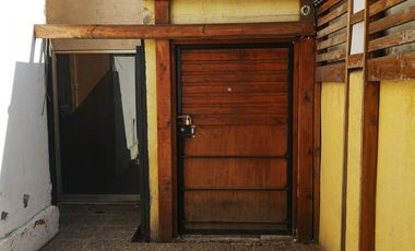 MUY BUEN LOCAL COMERCIAL A 1 CUADRA DE PLAZA ÑUÑOA