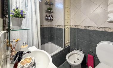 3 dormitorios al contrafrente en Pichincha