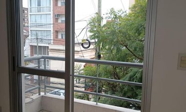 Departamento 2 ambientes en alquiler en Castelar Sur