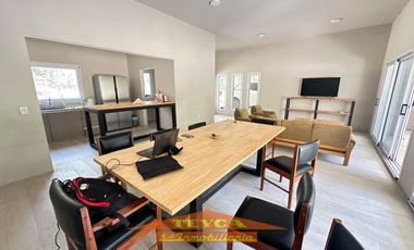 Casa en venta, 5 ambientes, Barrio cerrado - VILLAROBLES