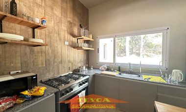 Casa en venta, 5 ambientes, Barrio cerrado - VILLAROBLES