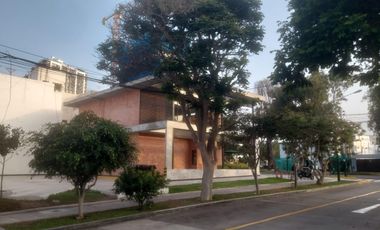 VENTA DE TERRENO EN SAN ISIDRO