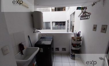 DEPARTAMENTO EN SURCO 3 AMPLIOS DORMITORIOS, VISTA A CALLE.