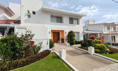 Venta de Residencia en Lomas de Cocoyoc