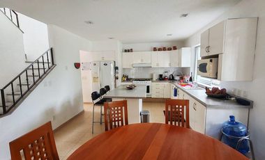 Venta de Residencia en Lomas de Cocoyoc