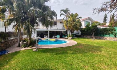 Venta de Residencia en Lomas de Cocoyoc