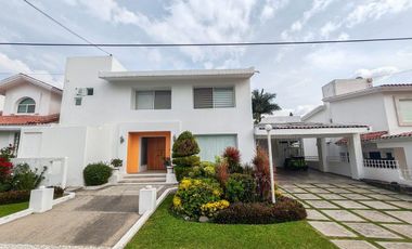 Venta de Residencia en Lomas de Cocoyoc