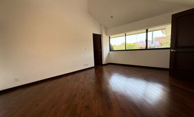 En Renta Magnifica Casa en Fraccionamiento Cerrado Jardines de la Montaña