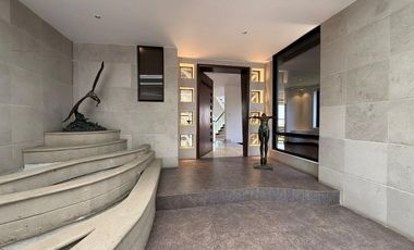 En Renta Magnifica Casa en Fraccionamiento Cerrado Jardines de la Montaña