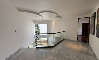 En Renta Magnifica Casa en Fraccionamiento Cerrado Jardines de la Montaña