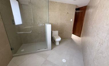 En Renta Magnifica Casa en Fraccionamiento Cerrado Jardines de la Montaña