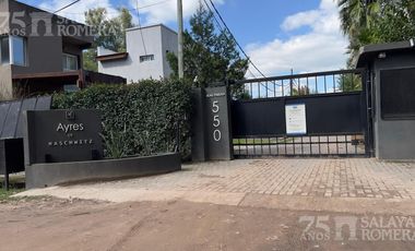 Dúplex en Alquiler 3 amb. en Barrio Cerrado 