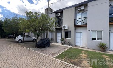 Dúplex en Alquiler 3 amb. en Barrio Cerrado 