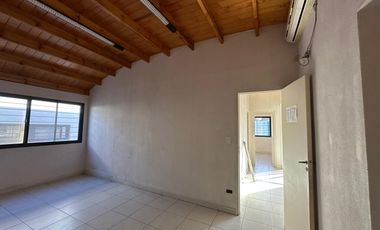ALQUILER OFICINAS  240 M2  O DEPOSITO PRODUCTOS LIVIANOS  PREDIO INDUSTRIAL ESCOBAR KM 47,5