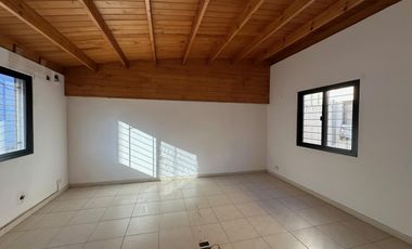 ALQUILER OFICINAS  240 M2  O DEPOSITO PRODUCTOS LIVIANOS  PREDIO INDUSTRIAL ESCOBAR KM 47,5