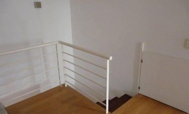 Amplisimo departamento en duplex con  espectacular vista al rio. Vigilancia