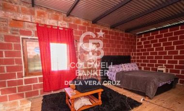 CASA EN COLASTINE