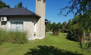 “HARAS DEL SUR” C.C.-Chalet-1 pta-300m golf-5amb.-Pil.-Sup. cub. 231m2-Sup. Terr. 1588m2