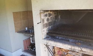 “HARAS DEL SUR” C.C.-Chalet-1 pta-300m golf-5amb.-Pil.-Sup. cub. 231m2-Sup. Terr. 1588m2