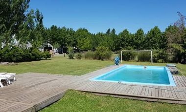 “HARAS DEL SUR” C.C.-Chalet-1 pta-300m golf-5amb.-Pil.-Sup. cub. 231m2-Sup. Terr. 1588m2