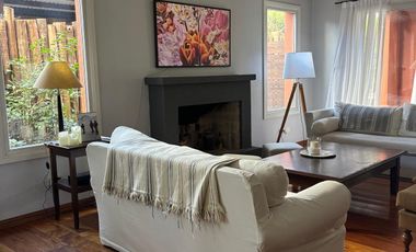 Casa de 4 Dormitorios en Alquiler en Santa María de los Olivos