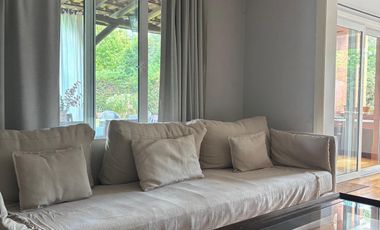 Casa de 4 Dormitorios en Alquiler en Santa María de los Olivos