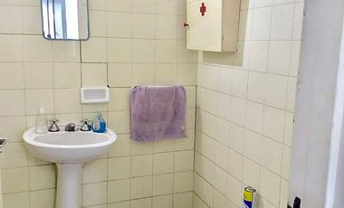 Local/Oficinas EN VENTA! 50.000 USD .- España y Hospitales