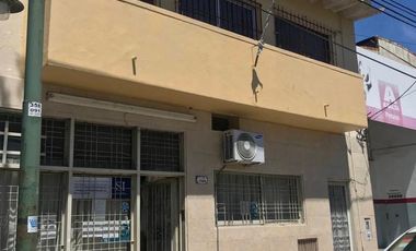 VENTA–Av.Ader 1100-Edif.comercial-2ptas-apto uso Com./Prof/Vvda.-Sup.375m2-Terr. 303m2