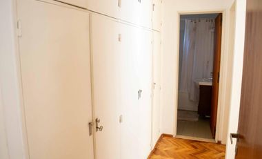 Departamento de 3 ambientes amoblado en alquiler temporario en Martinez