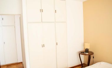 Departamento de 3 ambientes amoblado en alquiler temporario en Martinez