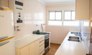 Departamento de 3 ambientes amoblado en alquiler temporario en Martinez