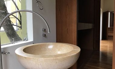 Moderna casa en renta San Angel cerca de San Jacinto