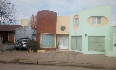 Casa en venta 6 ambientes San Antonio de Areco