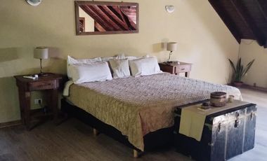 Casa en venta en Burzaco con pileta