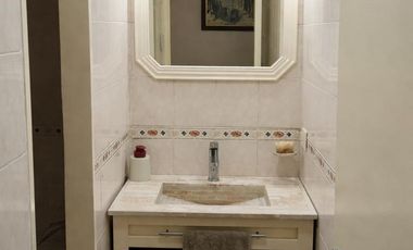 Casa en venta en Burzaco con pileta