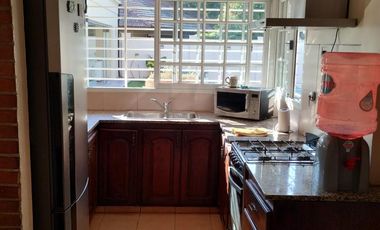 Casa en venta en Burzaco con pileta