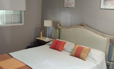 Casa en venta en Burzaco con pileta