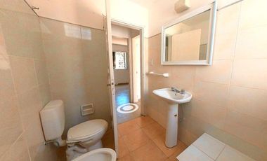 ALQUILER DE CASA 2D AARON CASTELLANOS 2545  B MATIENZO  CORDOBA