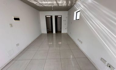 Oficina en Venta en Barrio Centro - frente a Tribunales  -  47 m2