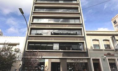 Oficina en Venta en Barrio Centro - frente a Tribunales  -  47 m2