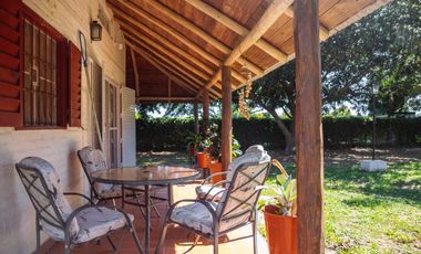 CASA/ QUINTA SOÑADA EN SANTA ROSA DE CALCHINES SOBRE ARROYO CALCHINES!!