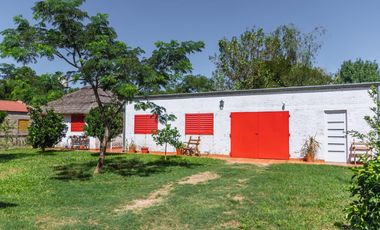 CASA/ QUINTA SOÑADA EN SANTA ROSA DE CALCHINES SOBRE ARROYO CALCHINES!!