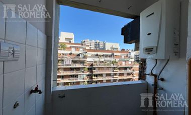 Departamento  en alquiler - Olivos-  2 ambientes piso alto vista al rio