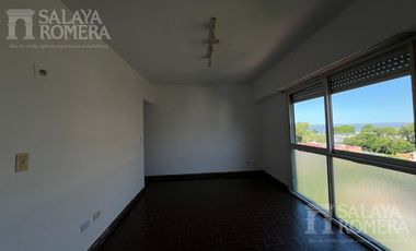 Departamento  en alquiler - Olivos-  2 ambientes piso alto vista al rio