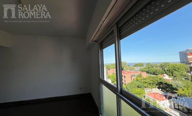 Departamento  en alquiler - Olivos-  2 ambientes piso alto vista al rio