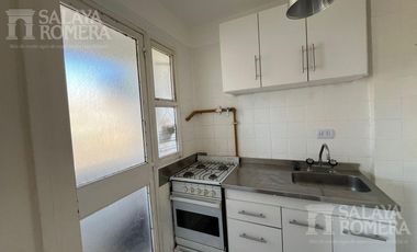 Departamento  en alquiler - Olivos-  2 ambientes piso alto vista al rio