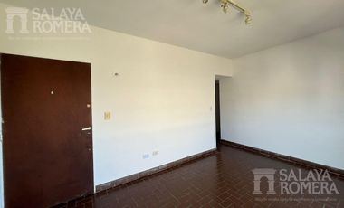 Departamento  en alquiler - Olivos-  2 ambientes piso alto vista al rio