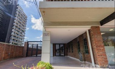 Departamento  en alquiler - Olivos-  2 ambientes piso alto vista al rio