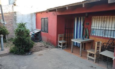 Calle Pino Hachado n 2537 entre calle Pergamino e Iberia