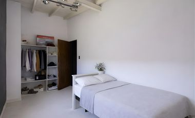 VENTA CASA DE 4 AMBIENTES CON AMPLIO GALPÓN EN QUILMES